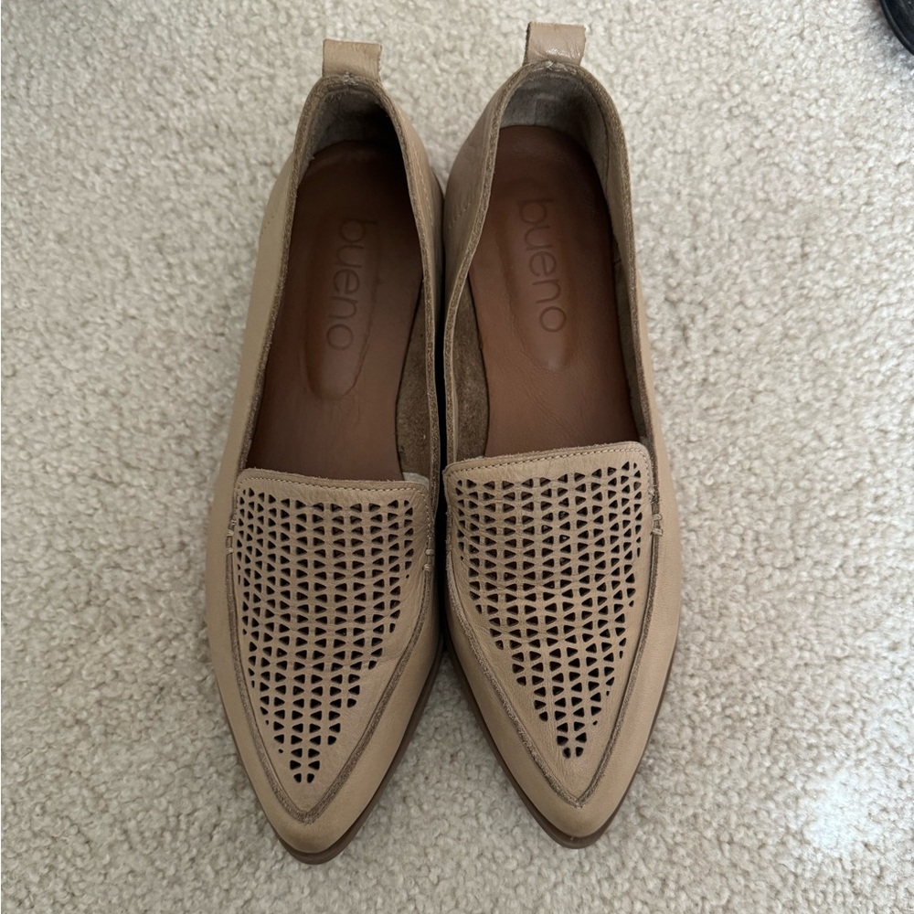 Bueno leather flats